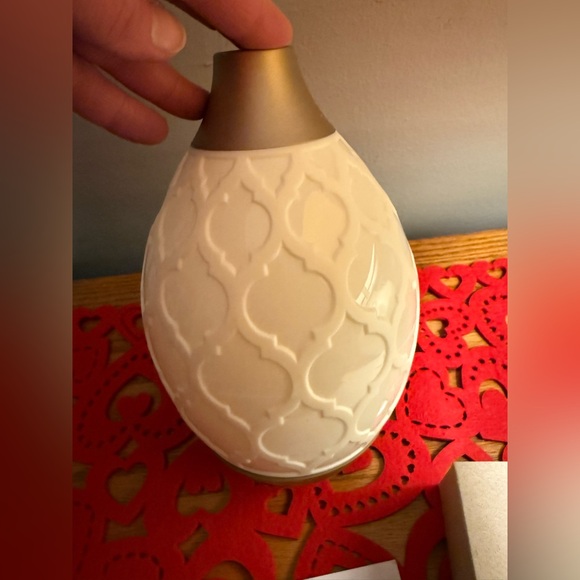 Young Living Desert Mist Essential Oil Ultrasonic Diffuser. Brand New. - Picture 7 of 10